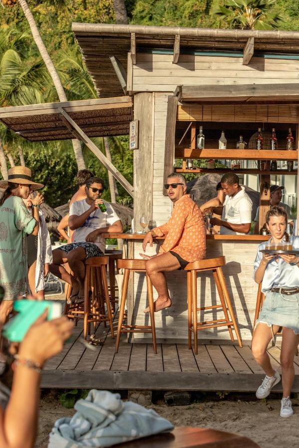 Soho Beach House Canouan Charlestown Exteriör bild